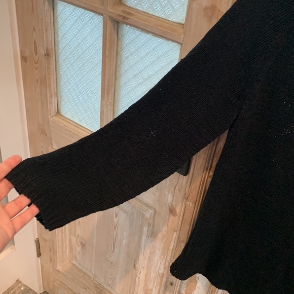 Chaus & Co, Women, Black Sweater, Light Weight, Size M - Picture 4 of 7